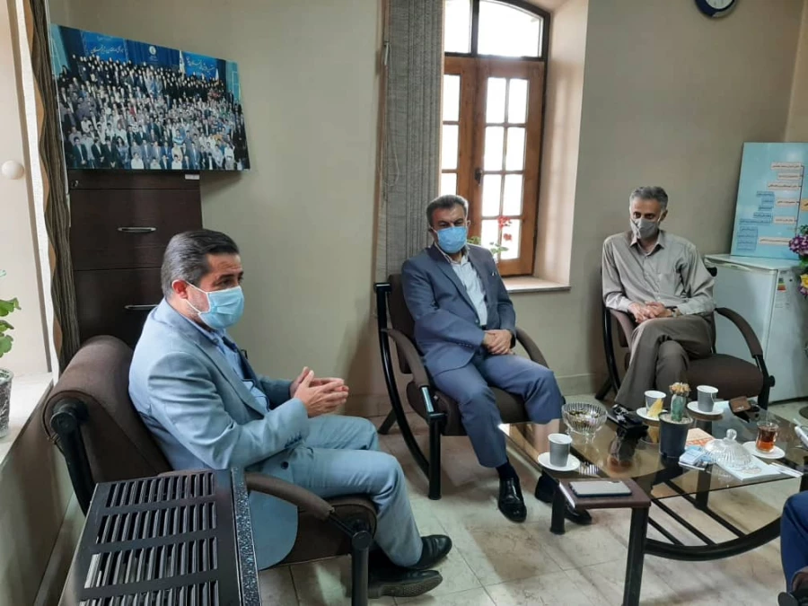 نشست مشترک رئیس دانشگاه فرهنگیان استان قزوین و رییس بنیاد نخبگان استان 3