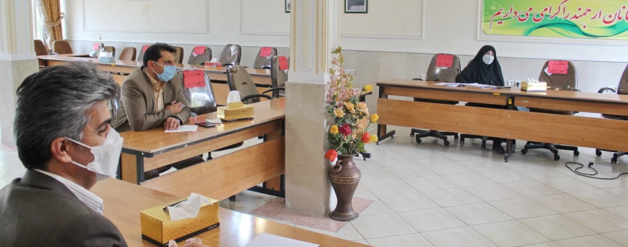 شورای آموزشی به مدیریت سرپرست امور پردیس ها برگزار گردید. 5