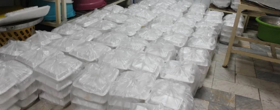 در ادامه رزمایش مومنانه در دانشگاه فرهنگیان استان قزوین صورت گرفت: طبخ و توزیع 2000 پرس غذای گرم بین نیازمندان به همت بسیج دانشجویی دانشگاه فرهنگیان استان قزوین
