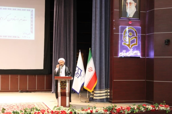 استادان ضمن رعایت استانداردهای آموزشی، فضای روانی مطلوبی را جهت ادامه آموزش مجازی مهارت آموزان فراهم نمایند. 6