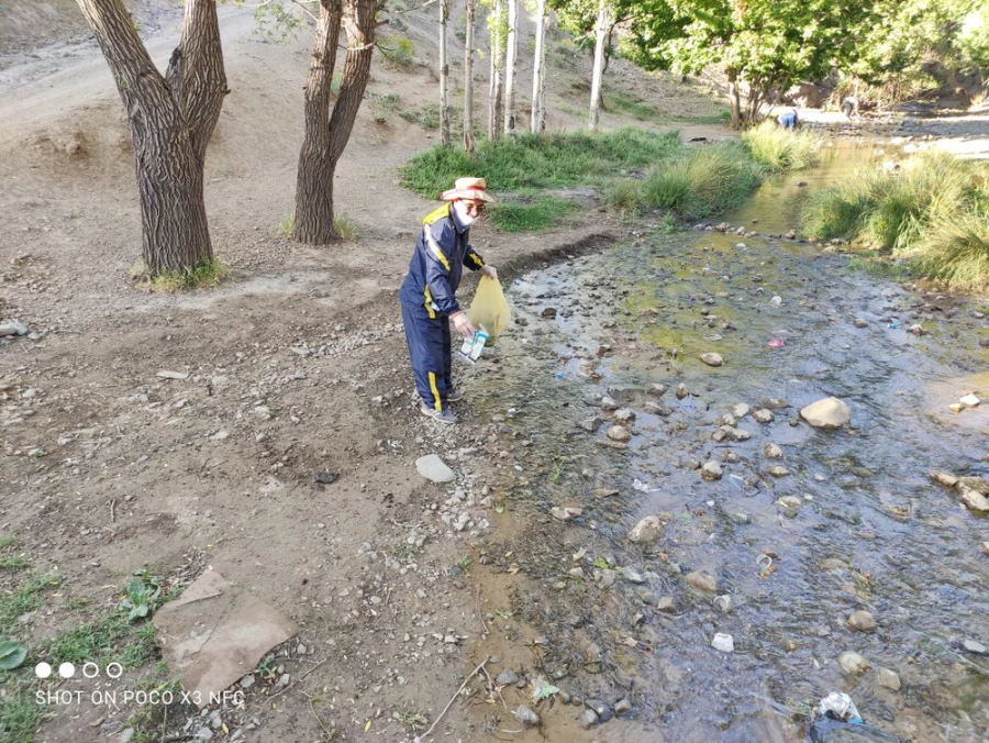 اجرای برنامه پاکسازی طبیعت از زباله 8