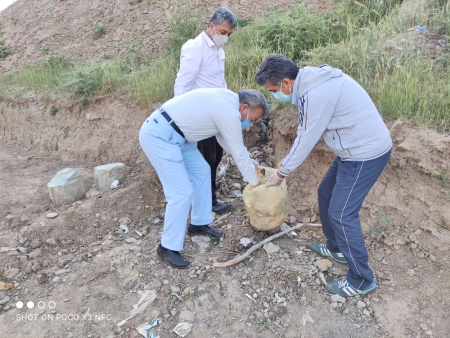 اجرای برنامه پاکسازی طبیعت از زباله 9