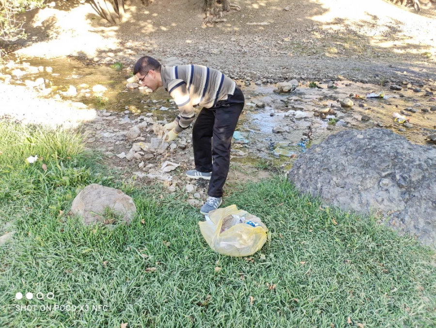 اجرای برنامه پاکسازی طبیعت از زباله 10