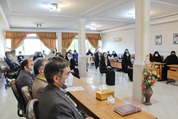 راه های خدمت به مردم با انتخاب اصلح گشوده می شود. 2