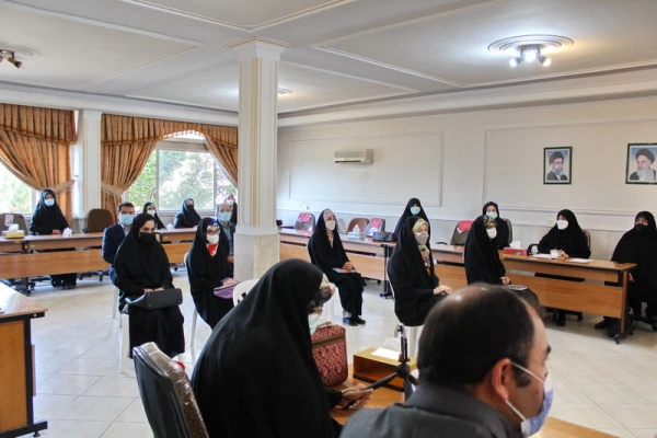 راه های خدمت به مردم با انتخاب اصلح گشوده می شود. 9