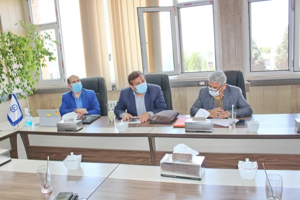 مرکز نوآوری و کارآفرینی ماوایی برای رجوع دوباره دانش آموختگان با تجربه به دانشگاه فرهنگیان 13