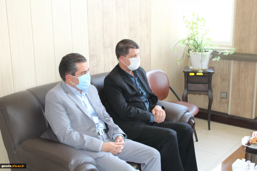 طرح هر دانشجو معلم یک مهارت، به زودی در دانشگاه فرهنگیان استان قزوین اجرایی می شود. 4