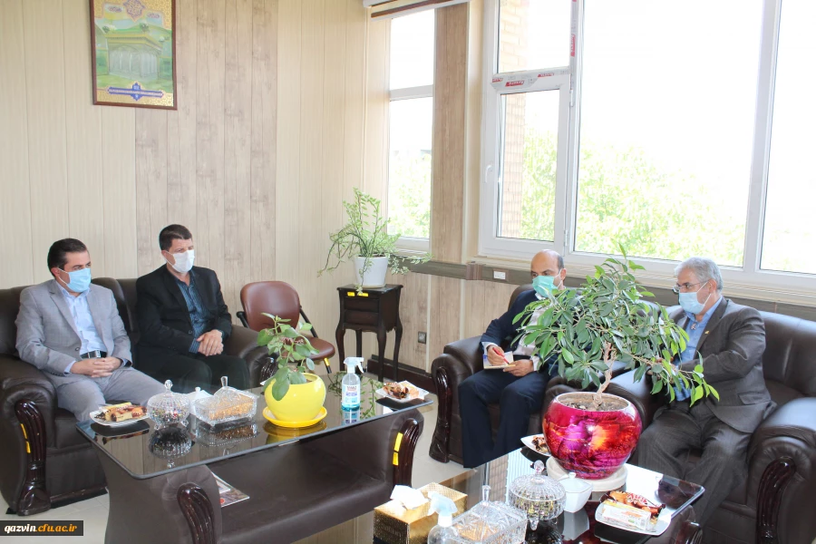 طرح هر دانشجو معلم یک مهارت، به زودی در دانشگاه فرهنگیان استان قزوین اجرایی می شود. 3