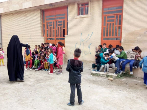 اعزام دانشجومعلمان داوطلب جهت تدریس به دانش آموزان در مناطق محروم به همت بسیج دانشجویی 2