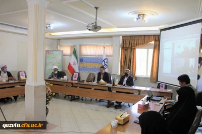 مدیر گروه معارف نهاد نمایندگی مقام معظم رهبری در دانشگاه های کشور در جمع اساتید گروه معارف استان قزوین:

ارائه دروس معارف به صورت غیرحضوری نباید مانع از تاثیرگذاری این دروس شود.