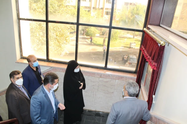 دانشجو معلمان امروز پویاتر و انقلابی تر در صحنه حضور دارند.  7