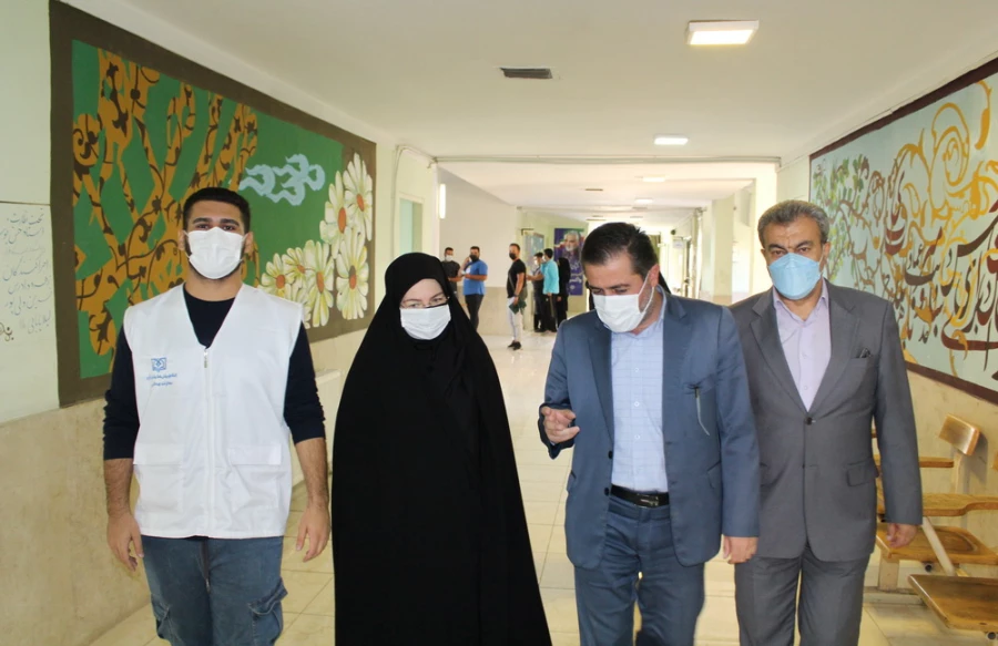 دانشجو معلمان امروز پویاتر و انقلابی تر در صحنه حضور دارند. 3