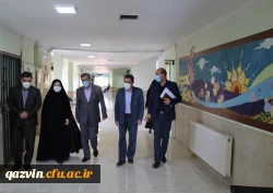 دانشجو معلمان امروز پویاتر و انقلابی تر در صحنه حضور دارند. 4