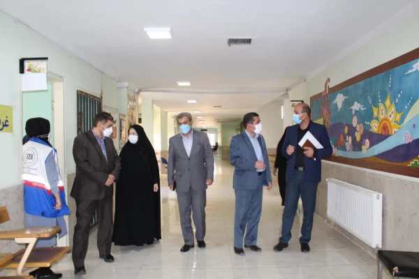 دانشجو معلمان امروز پویاتر و انقلابی تر در صحنه حضور دارند. 5