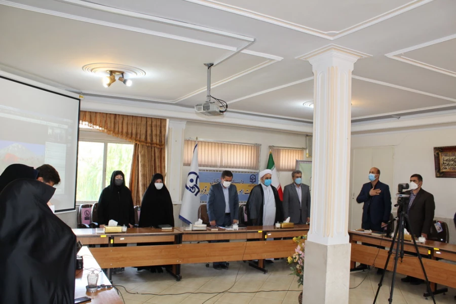 دانشجو معلمان امروز پویاتر و انقلابی تر در صحنه حضور دارند. 14