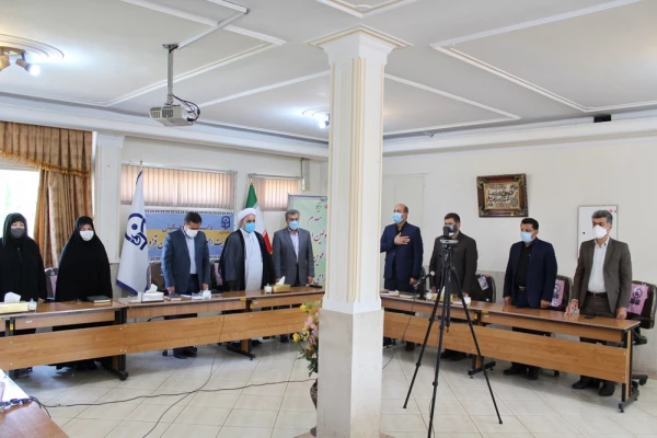 دانشجو معلمان امروز پویاتر و انقلابی تر در صحنه حضور دارند. 15