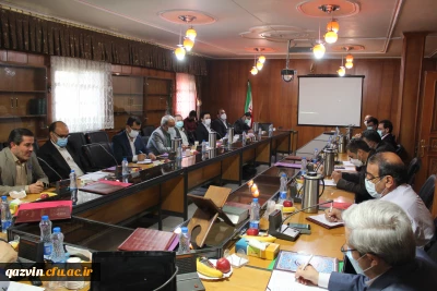 رییس دانشگاه فرهنگیان در جمع شرکت کنندگان شورای قطب 4 کشور به میزبانی استان قزوین:

توجه به مسائل فرهنگی از نظر تاثیرگذاری بی دلیل است.