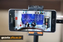 هیچ یک از انواع آموزش مجازی، جای معلم را نخواهد گرفت. 3