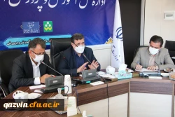 هیچ یک از انواع آموزش مجازی، جای معلم را نخواهد گرفت. 4