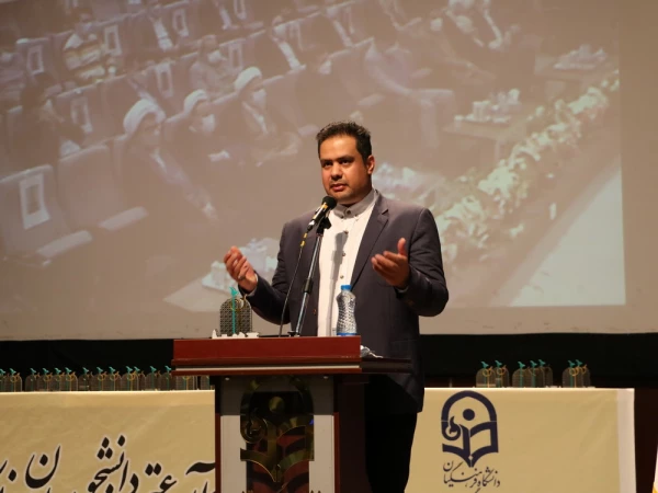 اختتامیه سی و یکمین جشنواره قرآن و عترت دانشجو معلمان دانشگاه فرهنگیان در قزوین به روایت تصویر 15