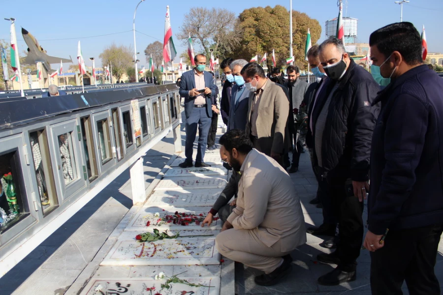 مراسم غبار روبی مزار شهدا 15