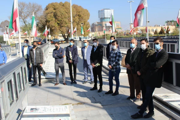 مراسم غبار روبی مزار شهدا 18