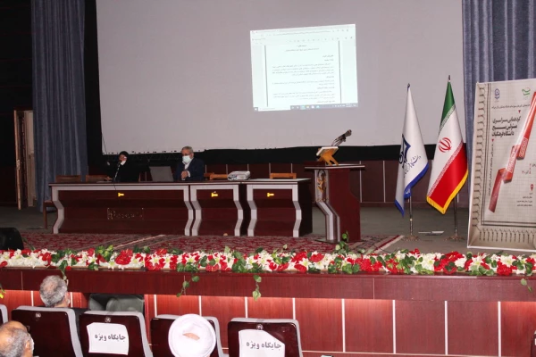 نقش ویژه بسیج اساتید، عملیاتی کردن اسناد تحولی در حوزه تعلیم و تربیت است. 4