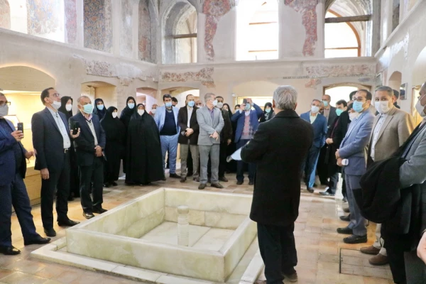 دوره های توانمند سازی اعضای هیات علمی و مسئولین کانون های بسیج اساتید دانشگاه فرهنگیان کشور 16