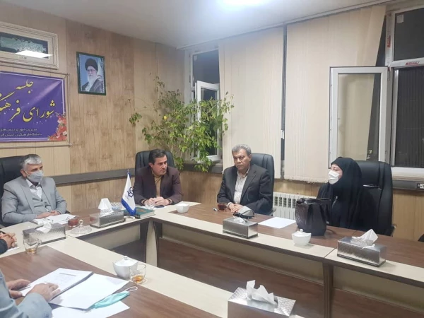 جایگاه دانشگاه فرهنگیان در حوزه آموزش مجازی از میانگین کشوری بالاتر است. 2