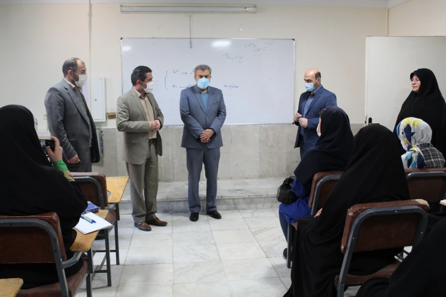 برگزاری سلسله جلسات سیری در نهج البلاغه ویژه دانشجومعلمان 3