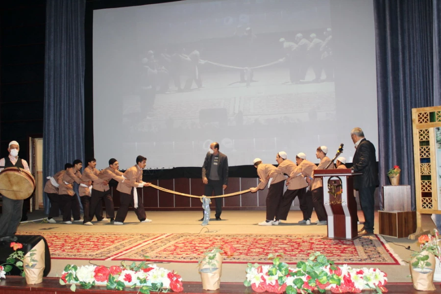 مراسم روز دانشجو برگزار گردید. 12