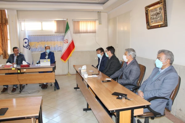 مرکز نوآوری و کارآفرینی دانشگاه فرهنگیان ماوایی برای ایده سازی و تجاری سازی 6