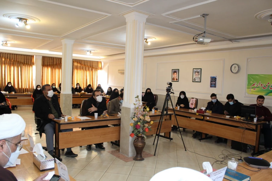 کرسی علمی ترویجی مکتب شهید سلیمانی  6