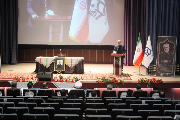 آتش انتقام از قاتلین حاج قاسم هرگز سرد نخواهد شد. 4