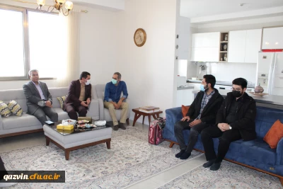 دکتر مشهدی در دیدار با خانواده شهدا:

 مادران و همسران شهدا با رسالت زینبی از ارزش های نظام دفاع می کنند