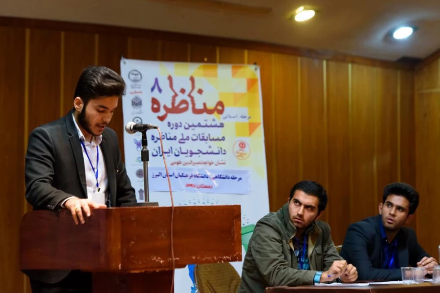 کسب رتبه اول توسط دانشگاه فرهنگیان قزوین در مسابقات مناظرات دانشجویی منطقه شمال کشور 3
