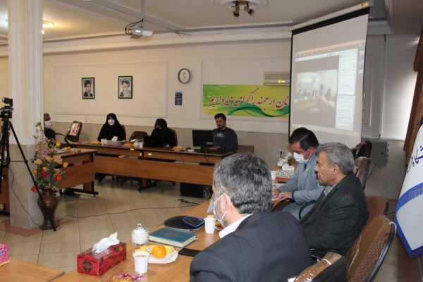 کرسی علمی ترویجی لزوم توجه به تاثیر معنویت بر توانمندسازی معلمان در گام دوم انقلاب اسلامی برگزار شد 5