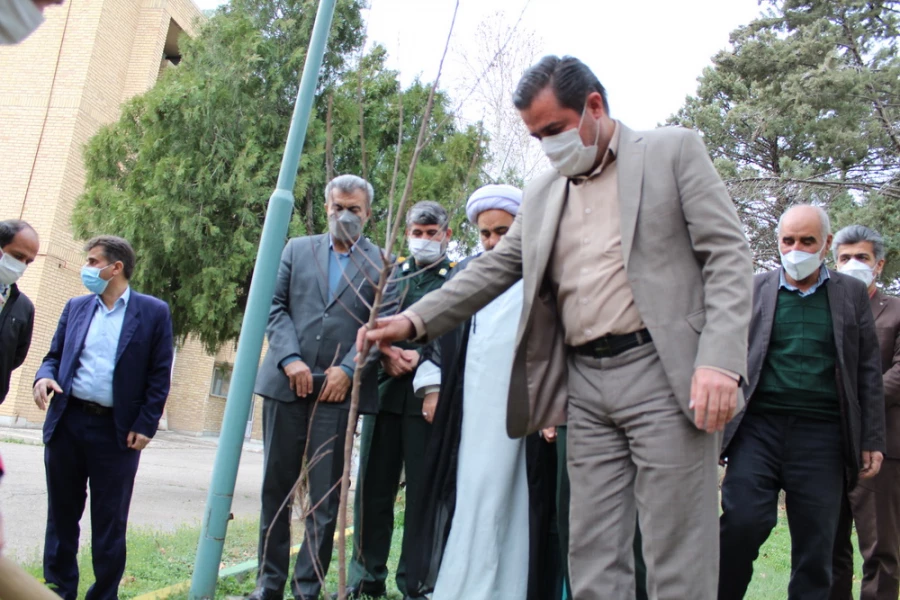 نقش سپاه پاسداران در تامین امنیت و اقتدار کشور و نظام مقدس جمهوری اسلامی حیاتی است 9