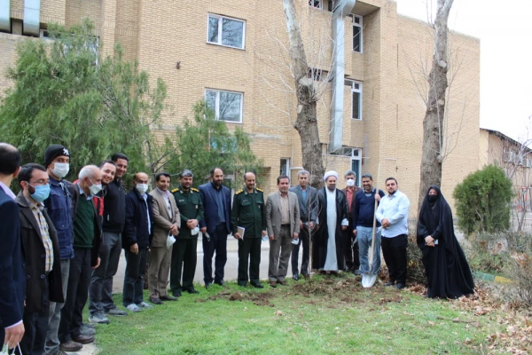 نقش سپاه پاسداران در تامین امنیت و اقتدار کشور و نظام مقدس جمهوری اسلامی حیاتی است 14