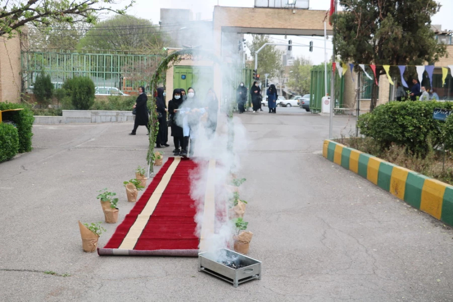 آیین استقبال از دانشجویان خوابگاهی به روایت تصویر 3