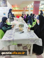 نشست صمیمی هیات رئیسه با دانشجویان در سراها و سلف سرویس دانشجویی  3