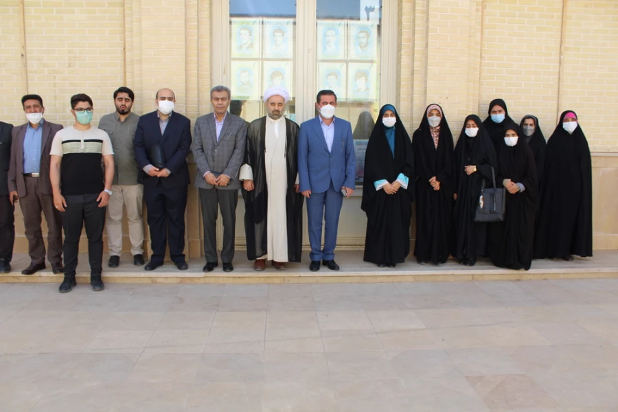 تلاش دانشگاه فرهنگیان در ایفای نقش اجتماعی در خصوص آموزش کودکان افغانستانی بازمانده از تحصیل، ماندگار و شایسته تقدیر است. 12