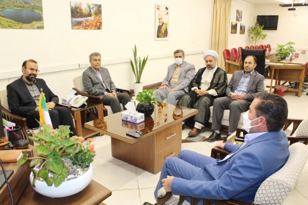 دانشگاه فرهنگیان آمادگی دارد نقش مشورتی خود را در ساماندهی امور فرهنگی و اجرایی شهر ایفا کند. 2