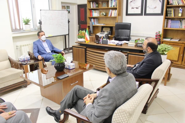 دانشگاه فرهنگیان آمادگی دارد نقش مشورتی خود را در ساماندهی امور فرهنگی و اجرایی شهر ایفا کند. 4