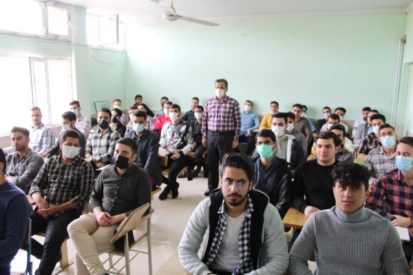 تحقق حضور صد درصدی دانشجومعلمان پردیس شهید رجایی 9