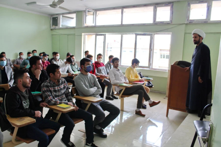 تحقق حضور صد درصدی دانشجومعلمان پردیس شهید رجایی 13