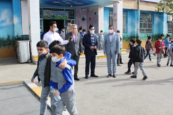 بازدید هیات رئیسه دانشگاه فرهنگیان از مدارس مجری طرح کارورزی 8