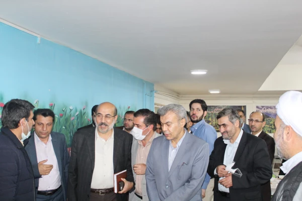 بر نقش بی بدیل دانشگاه ها در تحقق شعار سال و جهاد تبیین تاکید کرد. 5