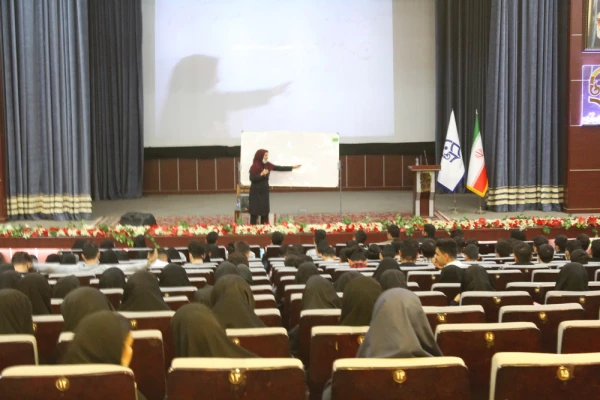 برگزاری سلسله نشست های مهارت افزایی دانشجومعلمان  4
