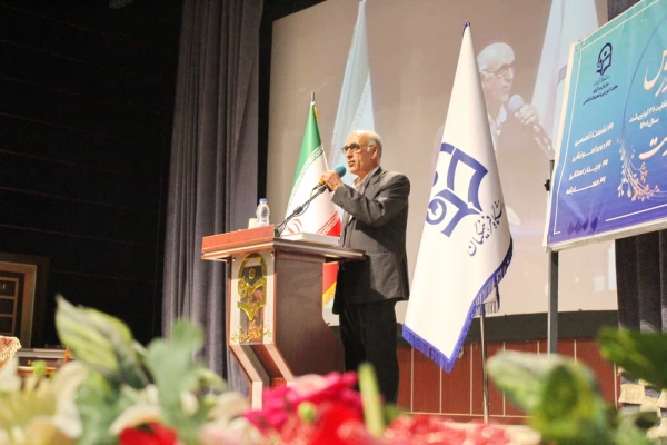 مراسم تجلیل و تبجیل از مدیران، معاونان و معلمان مجری طرح کارورزی 7